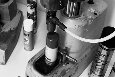 machinery for the production of spray cans